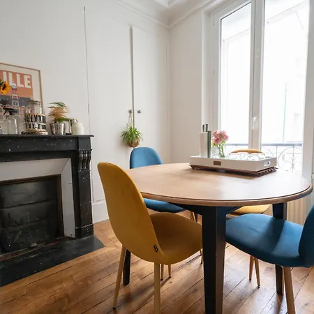 Cosy A Montmartre Appartamento Parigi